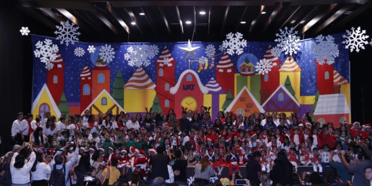 Centros educativos y estancias infantiles de UAT U-NIDO celebran festival navideño