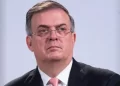 Pide Ebrard a Morena debates entre ‘corcholatas’