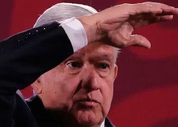 Dan ‘aventón’ a AMLO en avión que disfrutó Lozoya