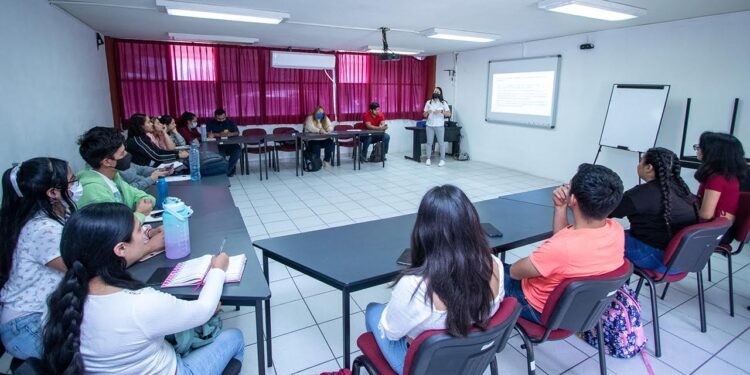 Promueve UAT la convocatoria 2023 del Verano de Investigación del Programa Delfín