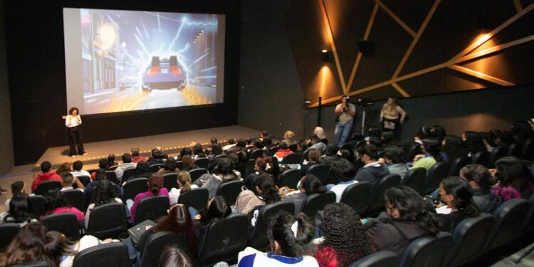 Investigadoras de la UAT participan en el panel “La mujer y la niña en la ciencia”