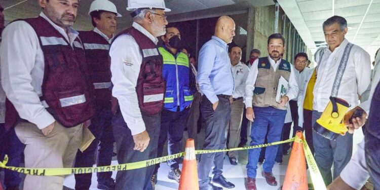 Valora Obras Públicas del Estado fallas de hospital en el sur