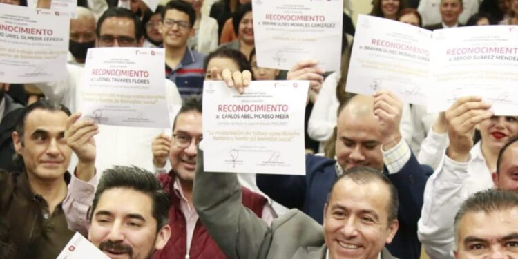 Reconocen a personal de la Secretaría del Trabajo por capacitación en la plataforma gratuita PROCADIST