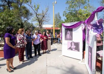 Presenta UAT exposición de mujeres en la historia