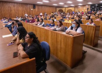 Inaugura el rector de la UAT la semana académica del negociador internacional