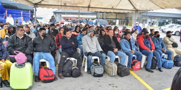 Salen a CDMX aspirantes a guardias de seguridad del sur de Tamaulipas.
