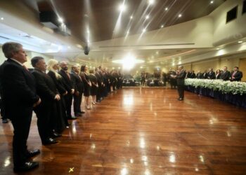 Convoca Gobernador a aduanales a sumarse para incrementar el comercio internacional