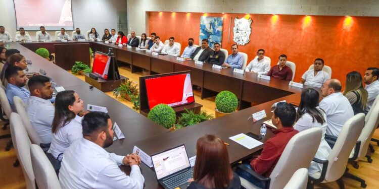 INJUVE Tamaulipas presenta Programa de la Juventud 2023 a representantes municipales