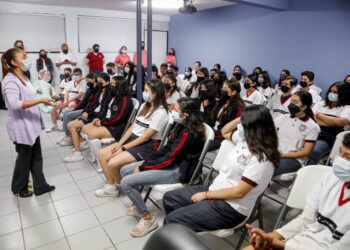 Imparte DIF Tamaulipas pláticas de prevención de adicciones y embarazo a más de 6 mil jóvenes.
