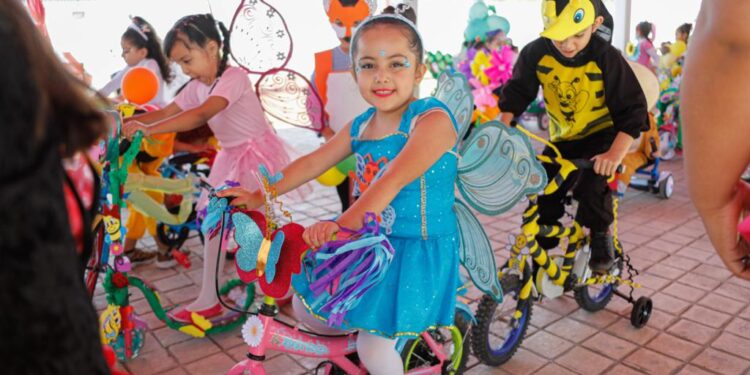 Dan bienvenida a la primavera en el CECUDI del DIF Tamaulipas.