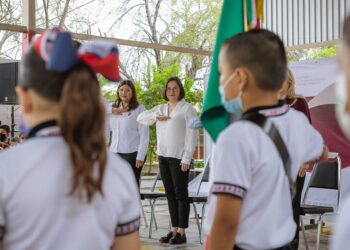 Fomenta SET valores cívicos en comunidades educativas