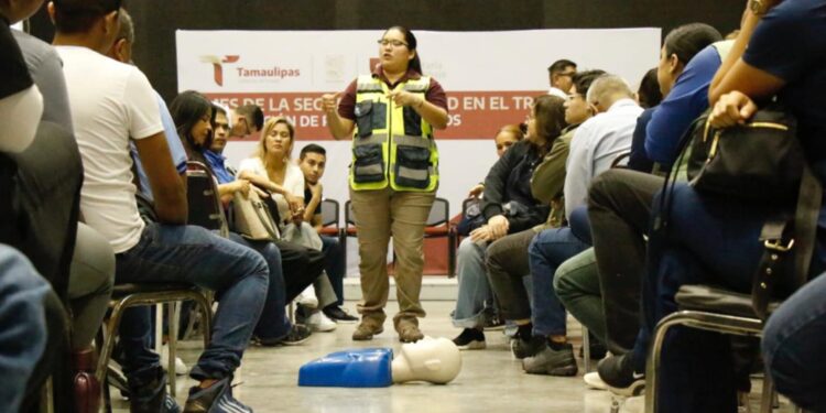 Secretaría del Trabajo capacita en primeros auxilios a personal de 52 empresas de Ciudad Victoria