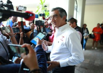 Continuará bombardeo de nubes para que siga lloviendo, anuncia el Gobernador