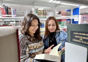 Incrementa la UAT el apoyo de becas y estímulos educativos a sus estudiantes