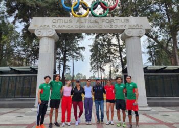 Asisten atletas tamaulipecos a competencia de preparación rumbo a macro regional