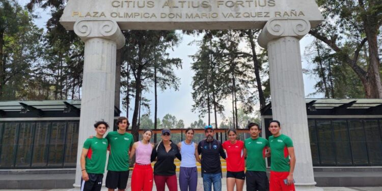 Asisten atletas tamaulipecos a competencia de preparación rumbo a macro regional