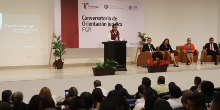 Personal de la SSPT asiste a conversatorio de orientación jurídica a cargo de la FGR