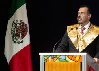 Gobernador destaca el compromiso social de la UAT