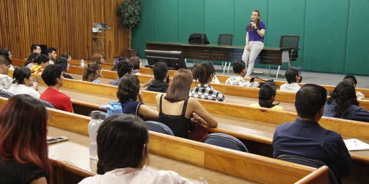 Realiza la UAT el programa académico Yo Comunico en el Campus Victoria