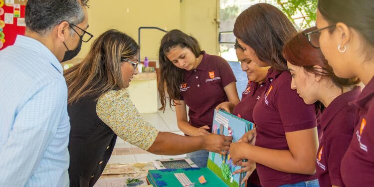 Estudiantes de la UAT desarrollan un proyecto para la estimulación del lenguaje en infantes