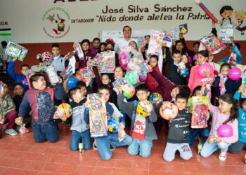 Festeja Estado, DIF y SET a niños de albergues escolares rurales