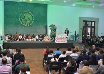 Niñas, niños y adolescentes presentan Agenda “¿Me escuchas?”