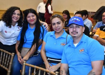En Matamoros, STPS y COEPRIS capacitan y certifican a trabajadores de la industria restaurantera