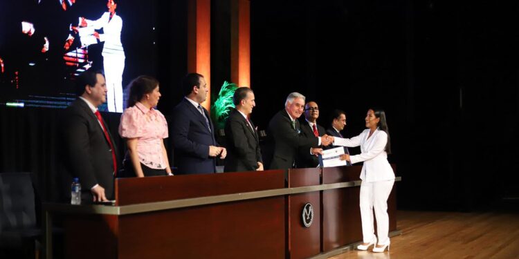 Egresa de la UAT la generación 2023 de la Facultad de Medicina Tampico