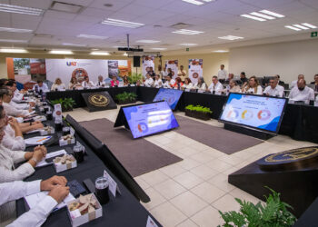 Colegio de Directores de la UAT evalúa avances institucionales