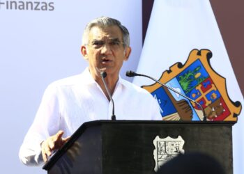 -Entrega gobernador obras de pavimentación y 12 camiones para la recolección de la basura en Ciudad Victoria