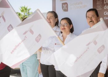 Dan banderazo de salida a la distribución de libros de texto gratuito para ciclo escolar 2023-2024