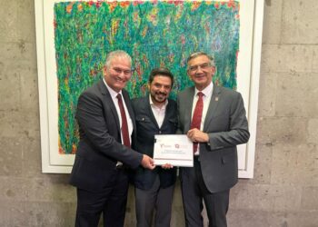 Presenta Américo a Federación proyectos hospitalarios por un monto de 2 mil 392 MDP