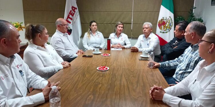 Crean alianza contra el rezago educativo en personas mayores de 15 años en Tamaulipas