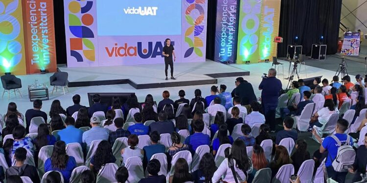 Presentan Vida UAT a universitarios de El Mante