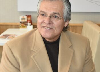 Informe maquillado y mentiroso rindió Carlos Peña