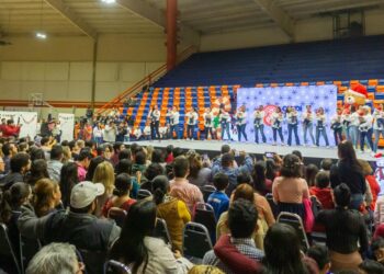  Preside esposa del rector festival navideño de la UAT 2023