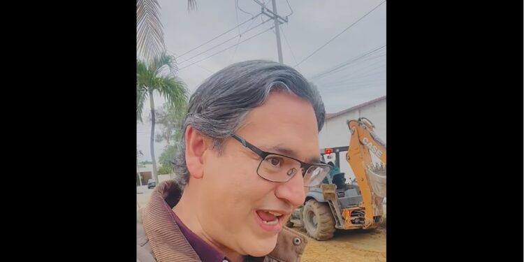 Erasmo rompe con Adrián Oseguera