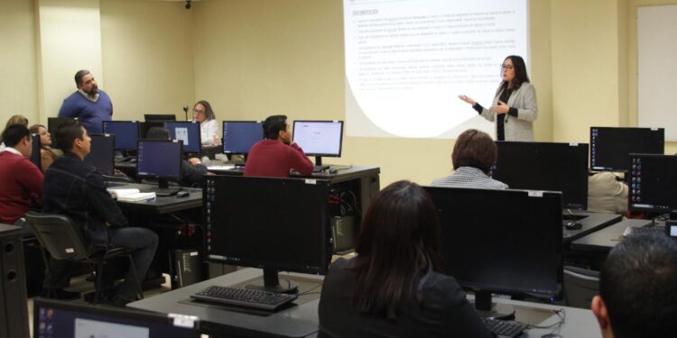 Facilitan la UAT, ITABEC y el ITJUVE a estudiantes el acceso a Becas Futuro Tamaulipas