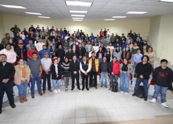 Dámaso Anaya da mensaje de bienvenida al ciclo escolar de la UAT Primavera 2024