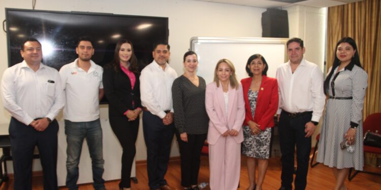 Fortalece UAT su compromiso con la transparencia y rendición de cuentas