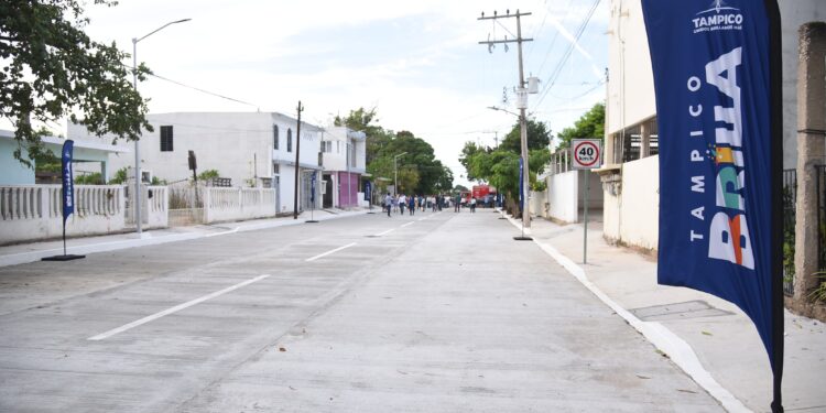 Asegura Chucho Nader que 2024 Continuará con Más Obras de Pavimentación