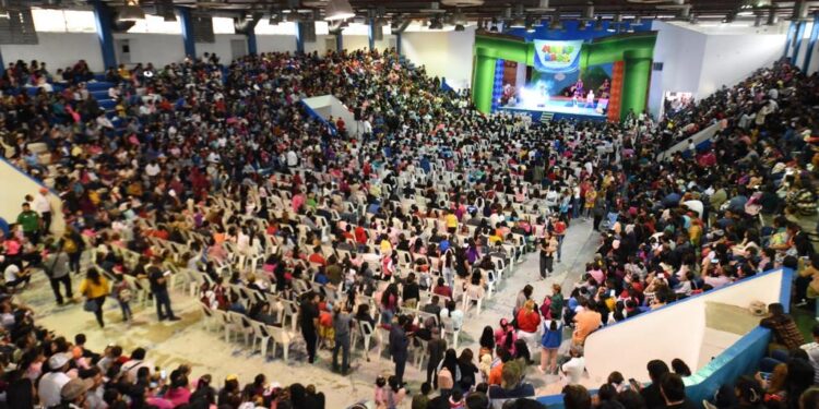 Espectacular Festival de Día de Reyes Reunió a Miles de Familias en Tampico