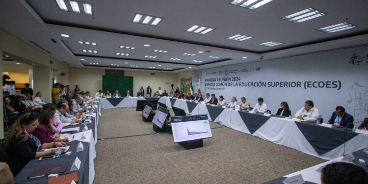 Participa la UAT en primera reunión del ECOES 2024 para fortalecer la educación superior en Tamaulipas