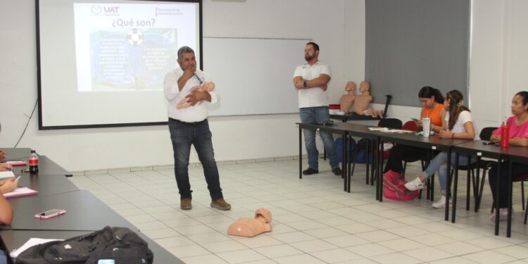 Realiza UAT con éxito la semana de la salud y bienestar integral de la comunidad universitaria