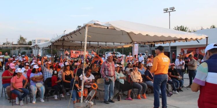 Piden a Rigo Ramos rescatar plazas públicas y áreas verdes.