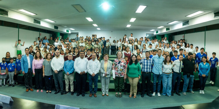 Celebra UAT la etapa estatal de la Olimpiada de Matemáticas.