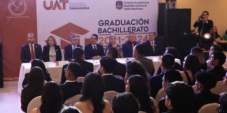 Gradúa la UAT a 270 egresados del bachillerato en Valle Hermoso.