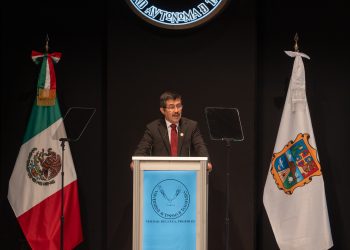 Formará la UAT a estudiantes desde una visión humanista y de responsabilidad social.