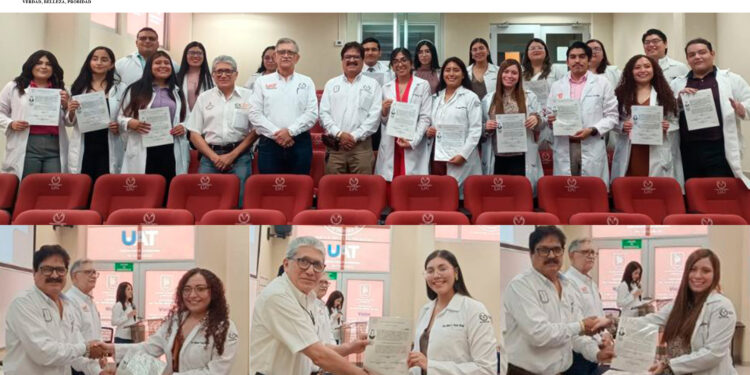 Entrega la UAT en Matamoros acta profesional a médicos cirujanos.