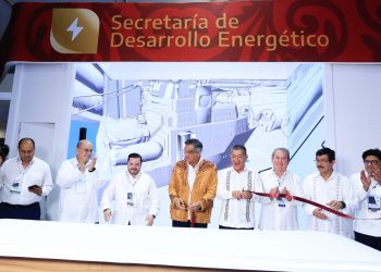 Inaugura gobernador stand de la Secretaría de Desarrollo Energético en el Congreso Mexicano del Petróleo